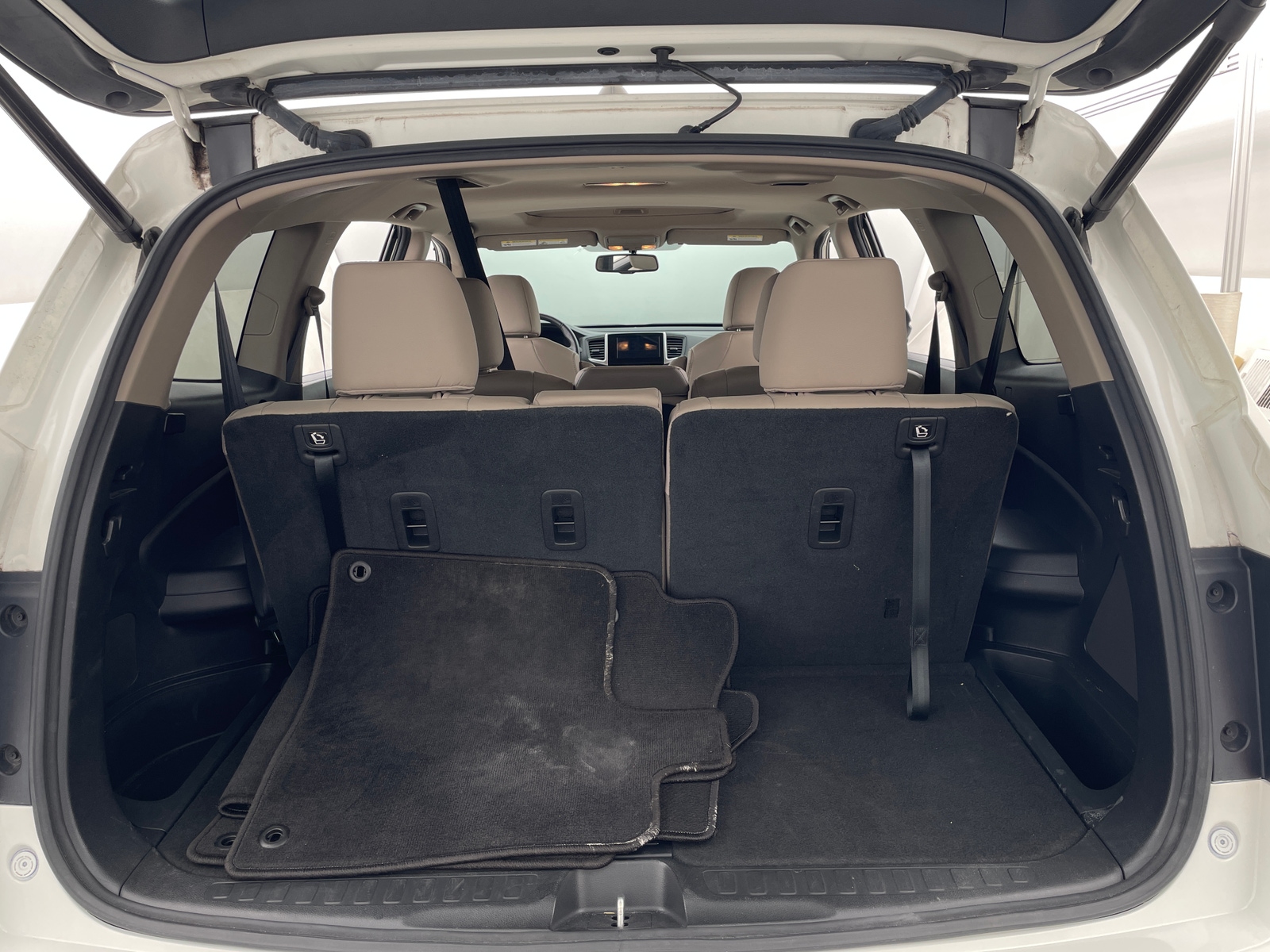 Thumbnail: 2018 Honda Pilot - 6