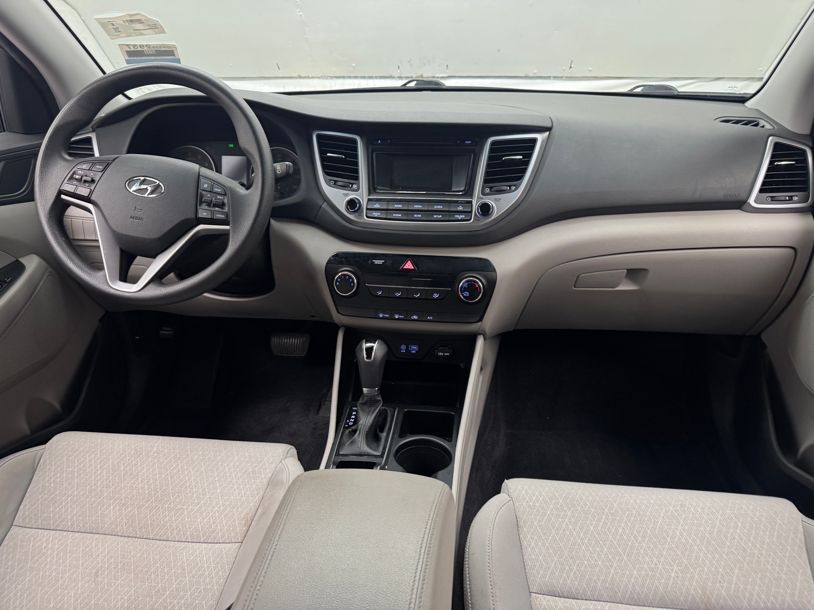 Thumbnail: 2017 Hyundai Tucson - 3