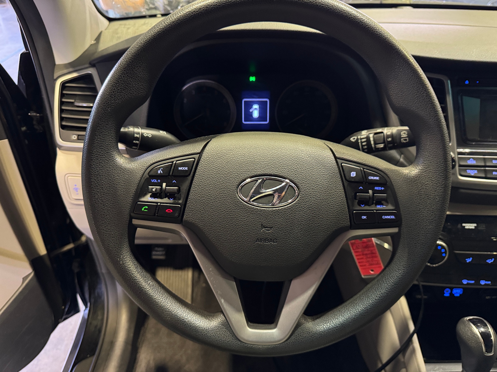 Thumbnail: 2017 Hyundai Tucson - 5