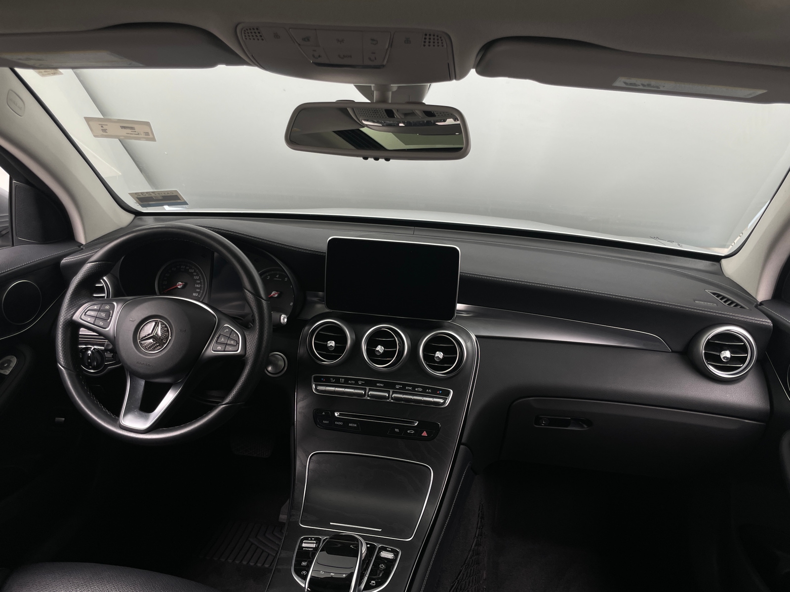 Thumbnail: 2017 Mercedes-Benz GLC - 2