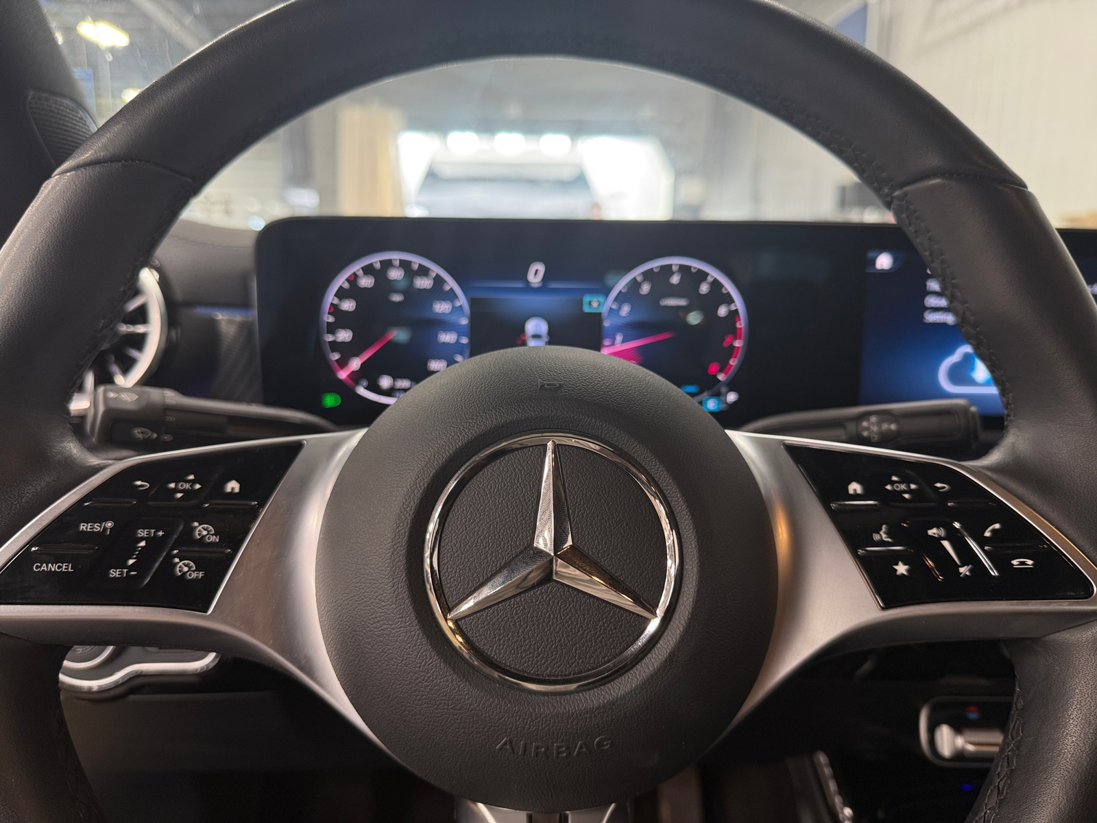 Thumbnail: 2025 Mercedes-Benz CLA - 3