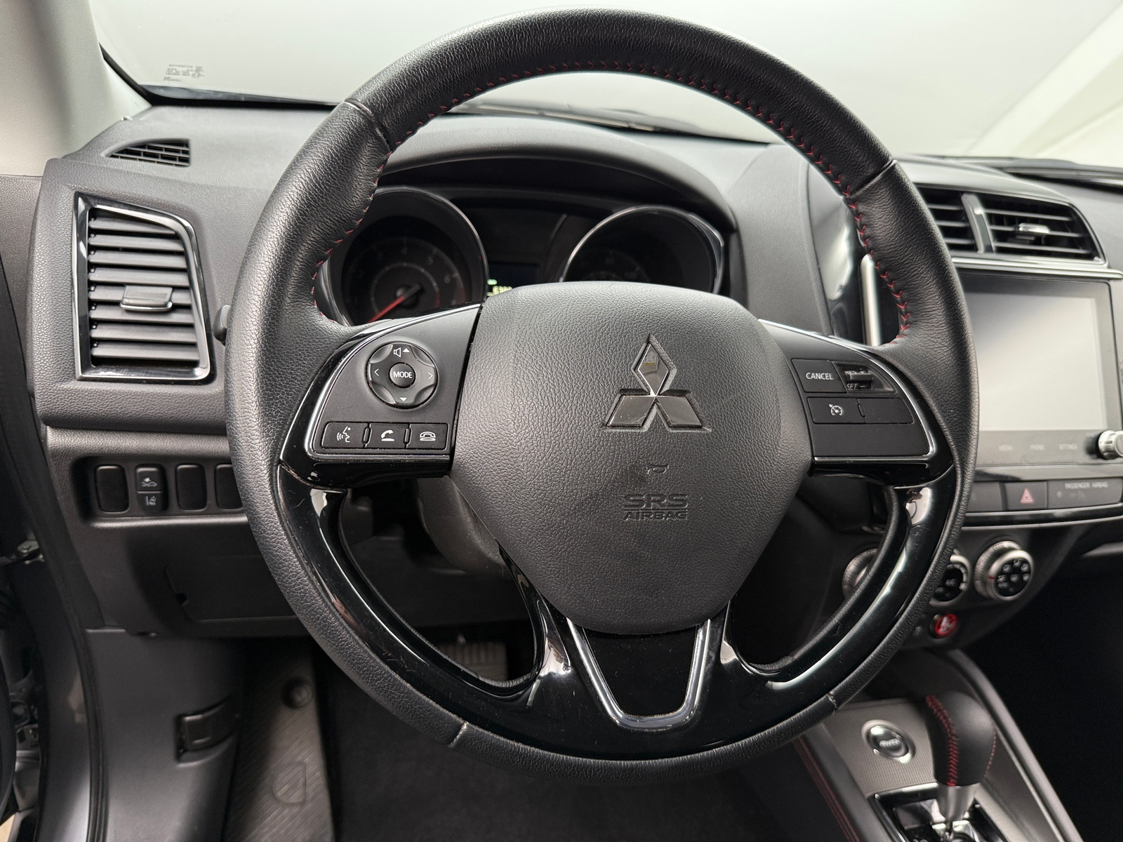 Thumbnail: 2024 Mitsubishi Outlander Sport - 5
