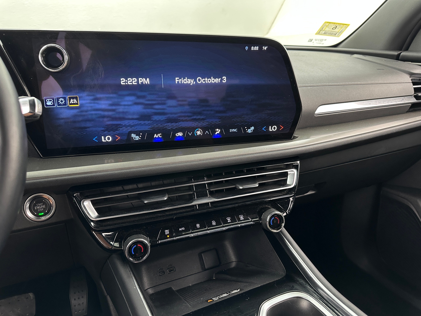 Thumbnail: 2024 Chevrolet Traverse - 4