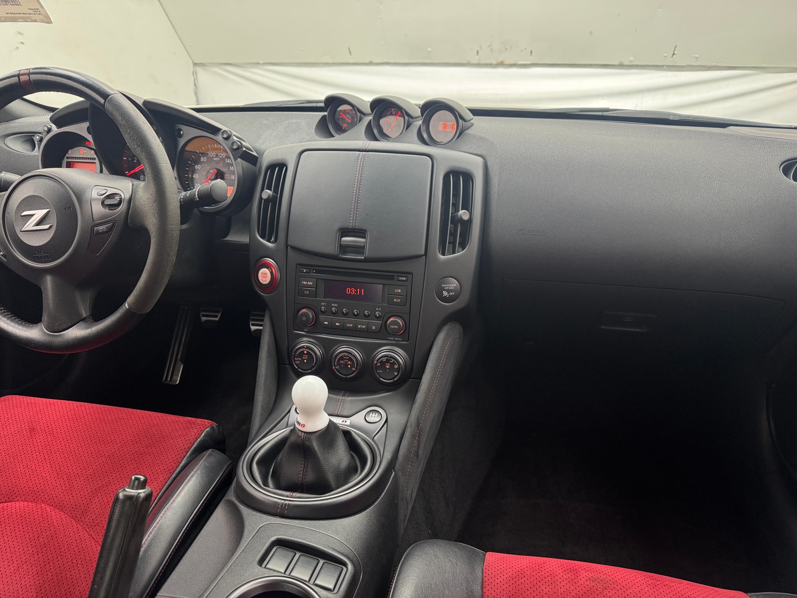 Thumbnail: 2015 Nissan Z - 2