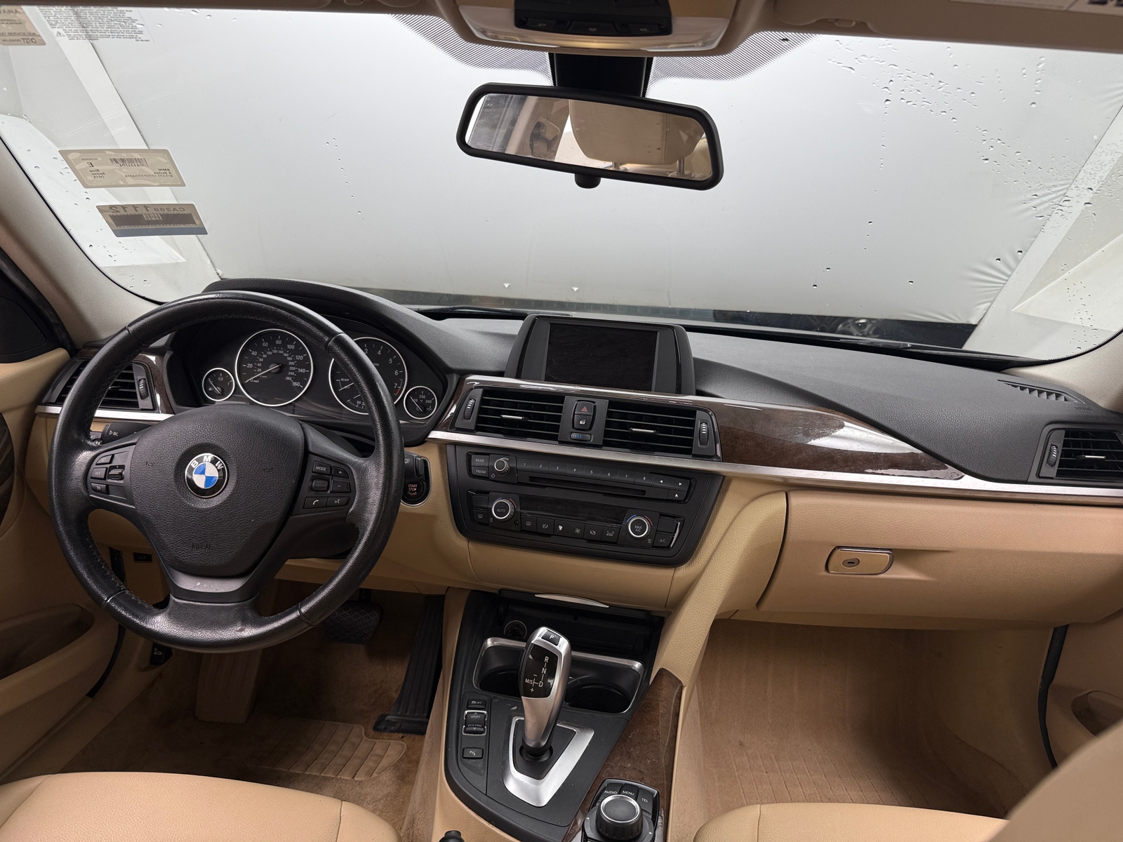 Thumbnail: 2015 BMW 3 Series - 2