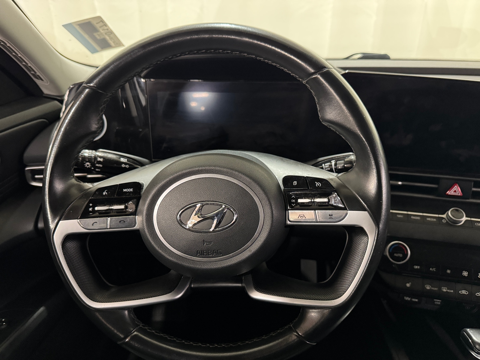 Thumbnail: 2023 Hyundai Elantra - 5