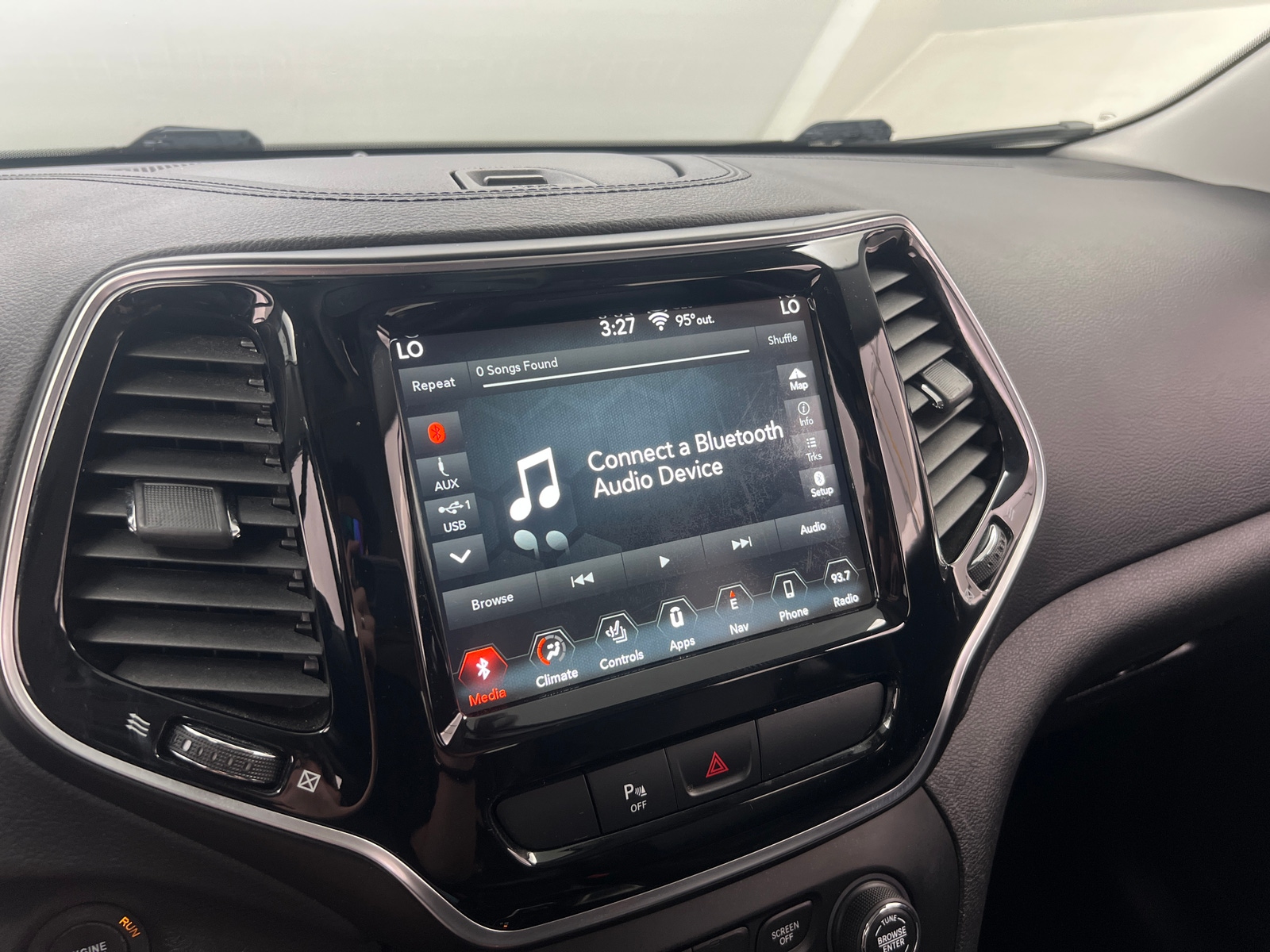 Thumbnail: 2019 Jeep Cherokee - 3
