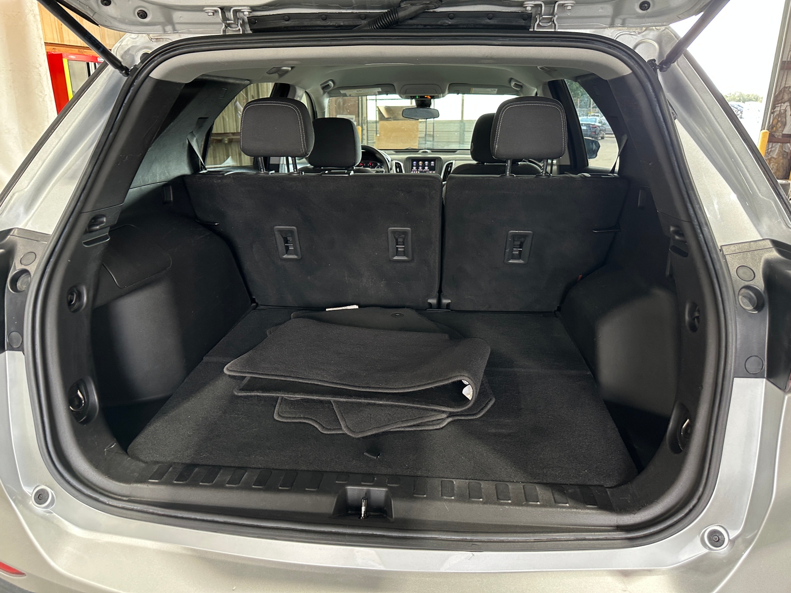 Thumbnail: 2022 Chevrolet Equinox - 7