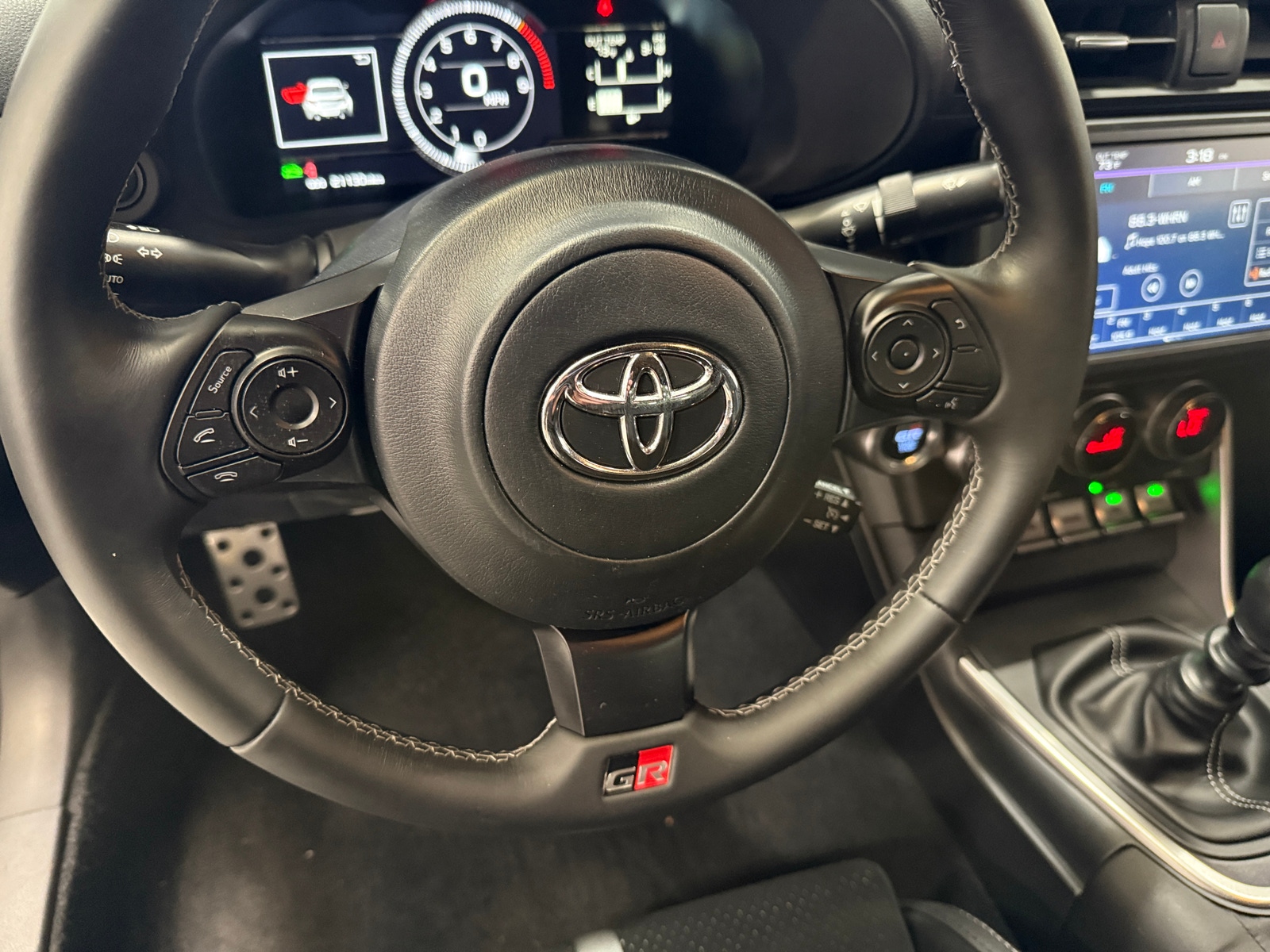 Thumbnail: 2023 Toyota GR86 - 4