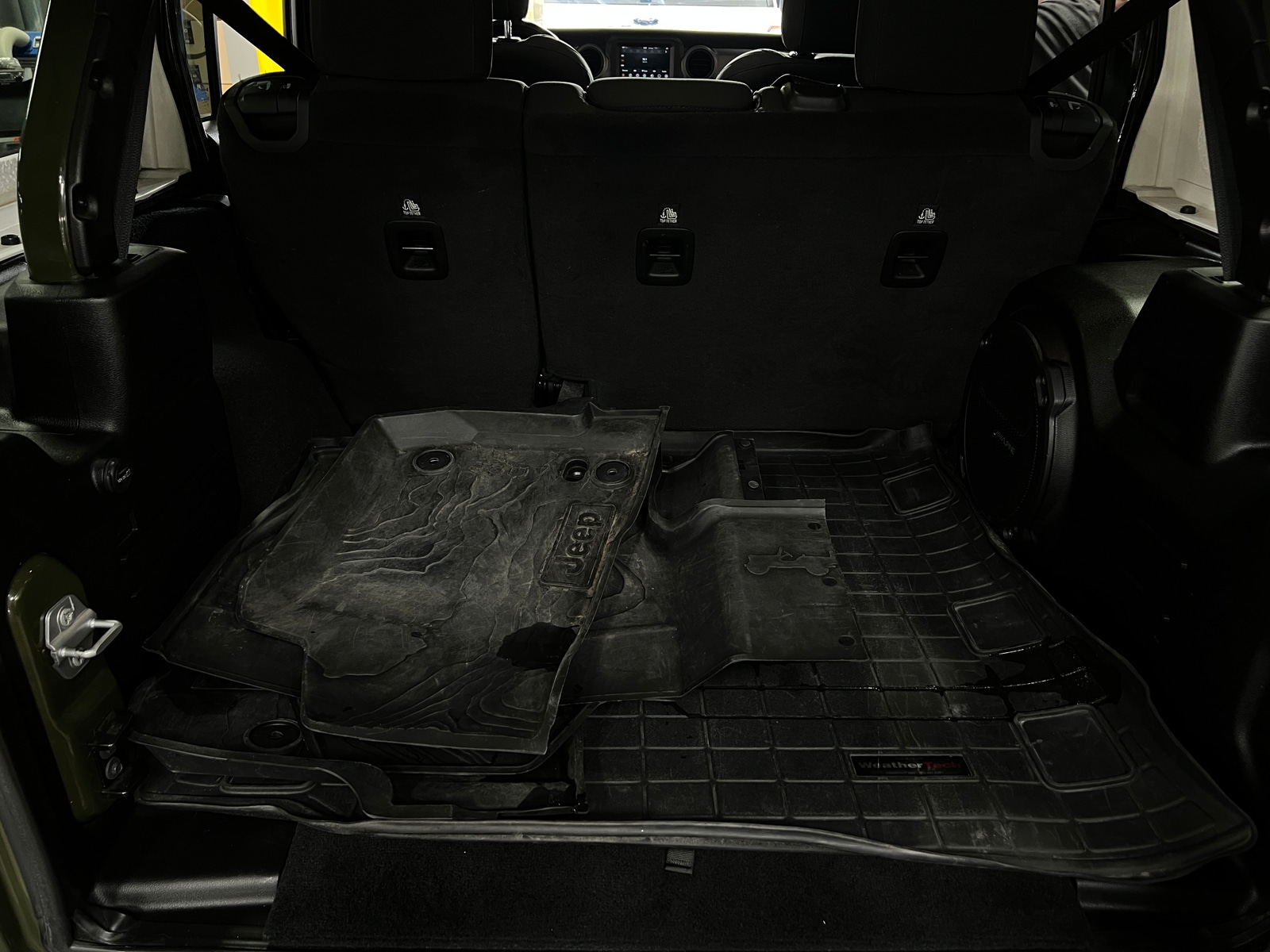 Thumbnail: 2021 Jeep Wrangler - 7