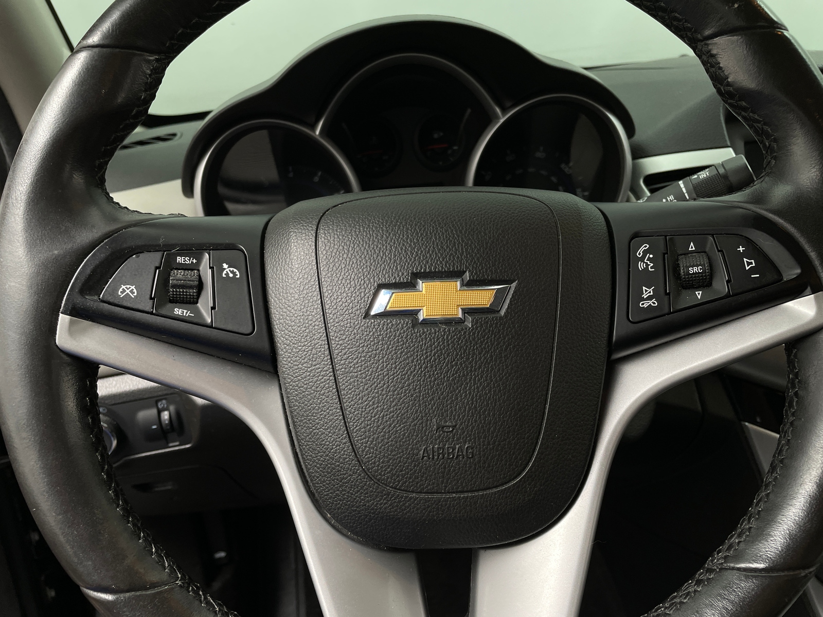 Thumbnail: 2013 Chevrolet Cruze - 5