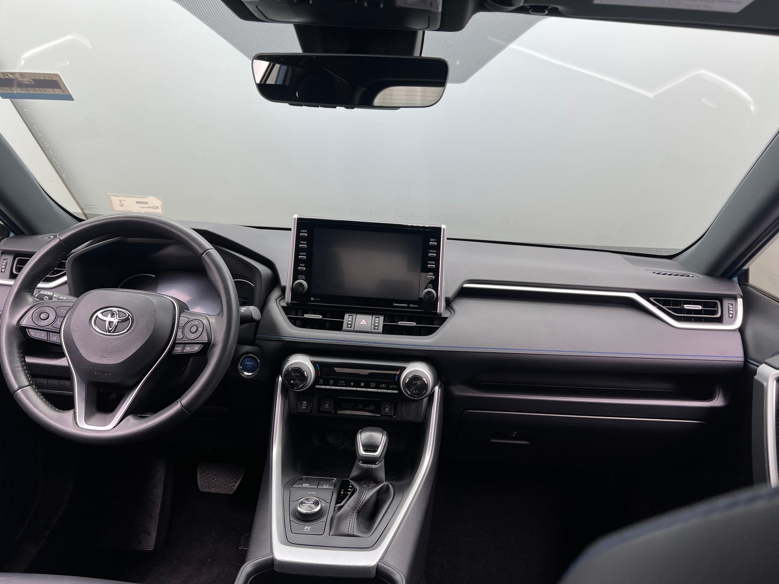 Thumbnail: 2022 Toyota RAV4 - 2