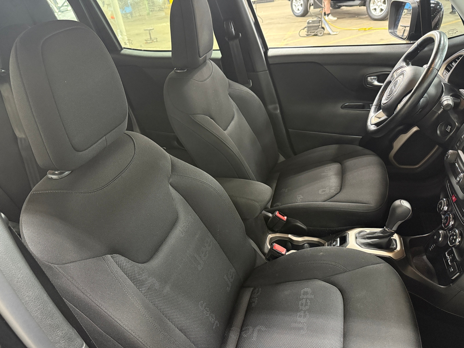Thumbnail: 2017 Jeep Renegade - 2