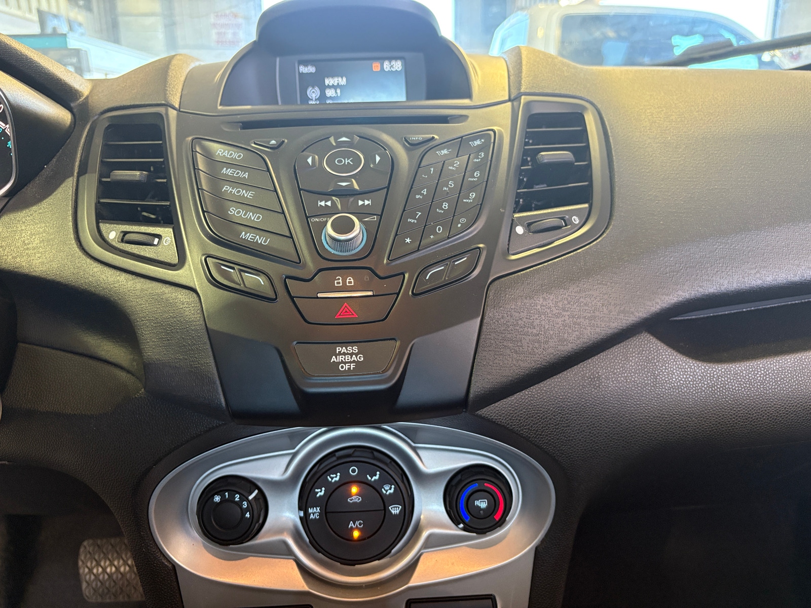 Thumbnail: 2019 Ford Fiesta - 4