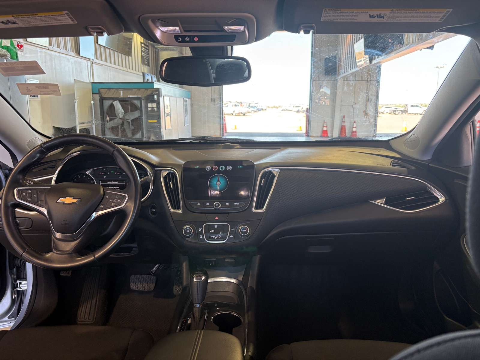 Thumbnail: 2018 Chevrolet Malibu - 3