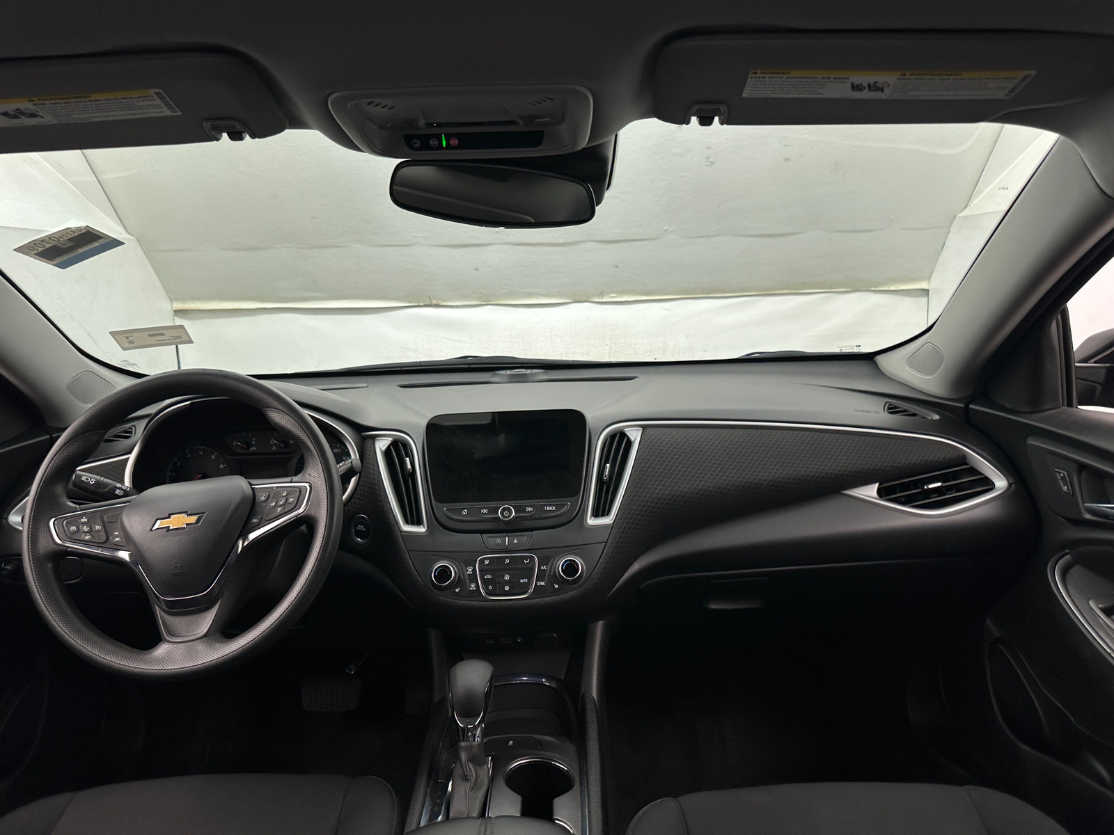 Thumbnail: 2023 Chevrolet Malibu - 3