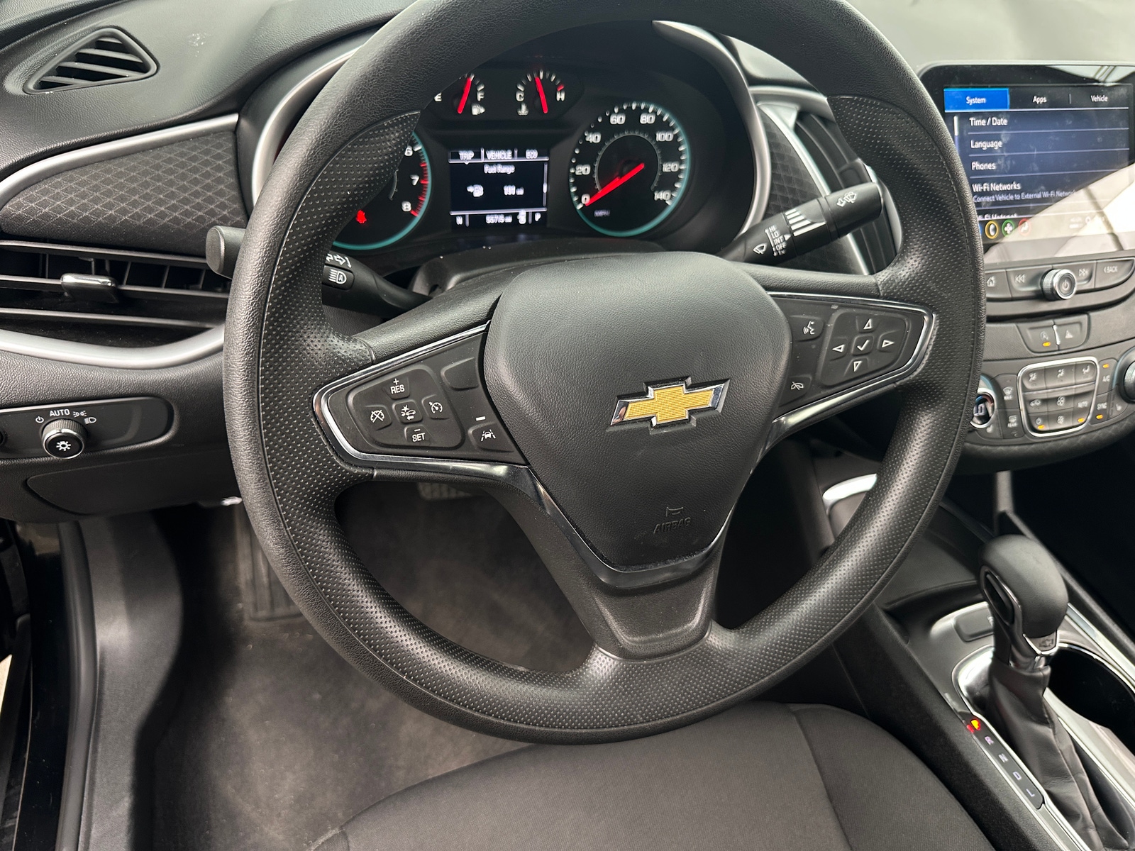 Thumbnail: 2023 Chevrolet Malibu - 5