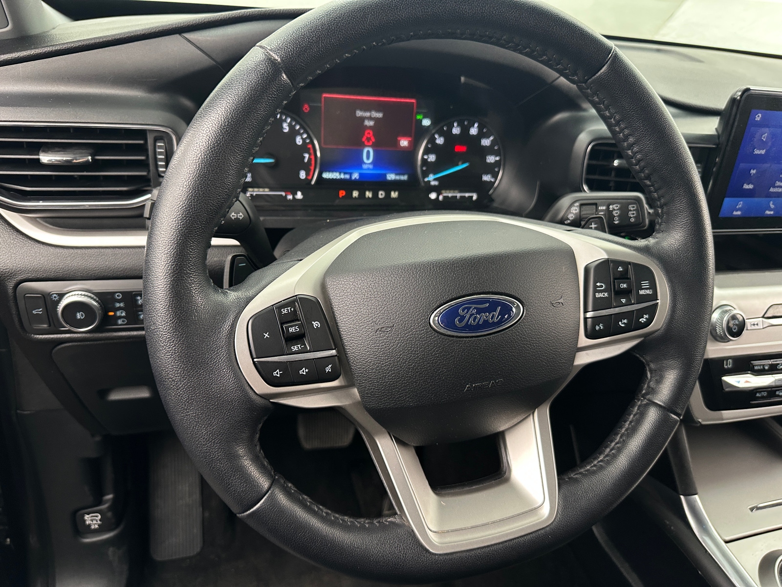 Thumbnail: 2020 Ford Explorer - 5