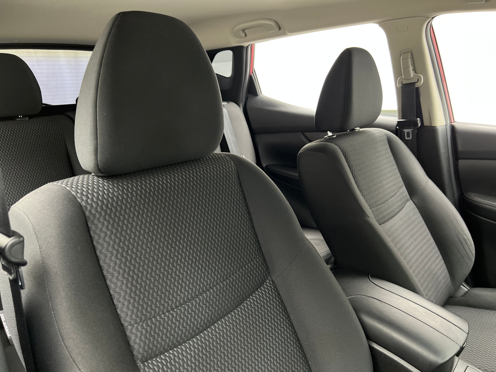 Thumbnail: 2019 Nissan Rogue Sport - 2
