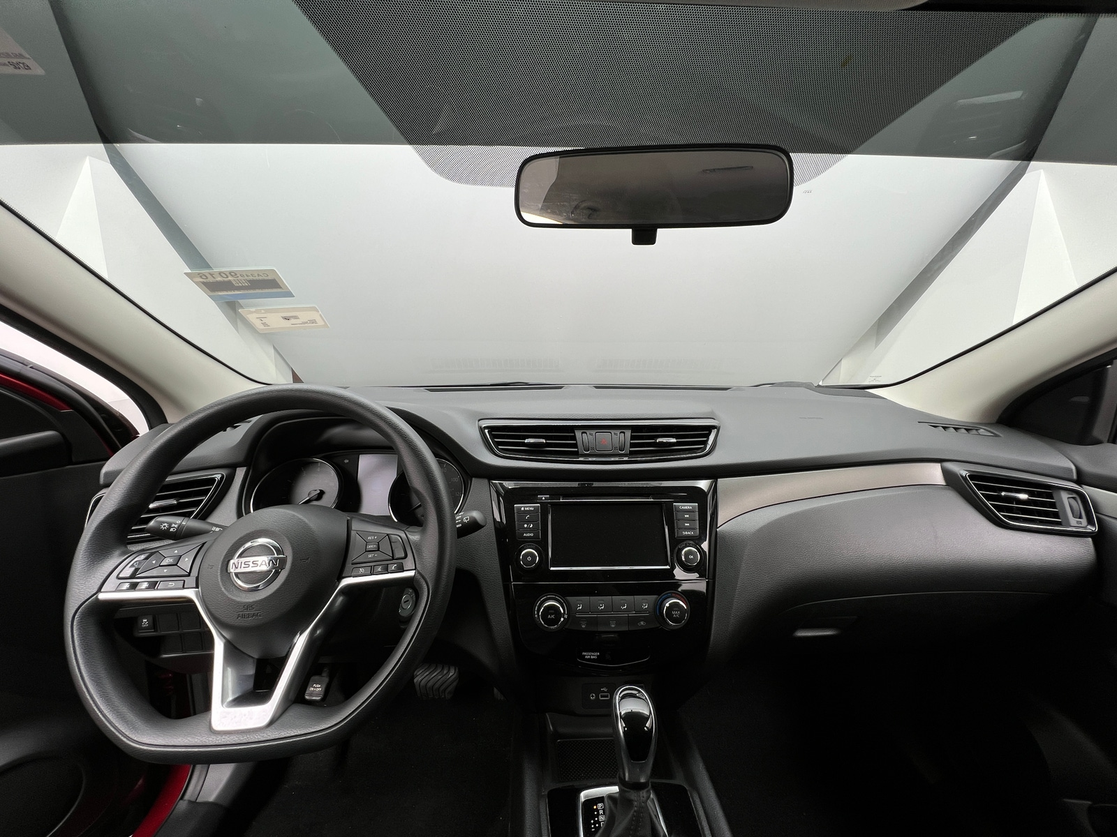 Thumbnail: 2019 Nissan Rogue Sport - 3
