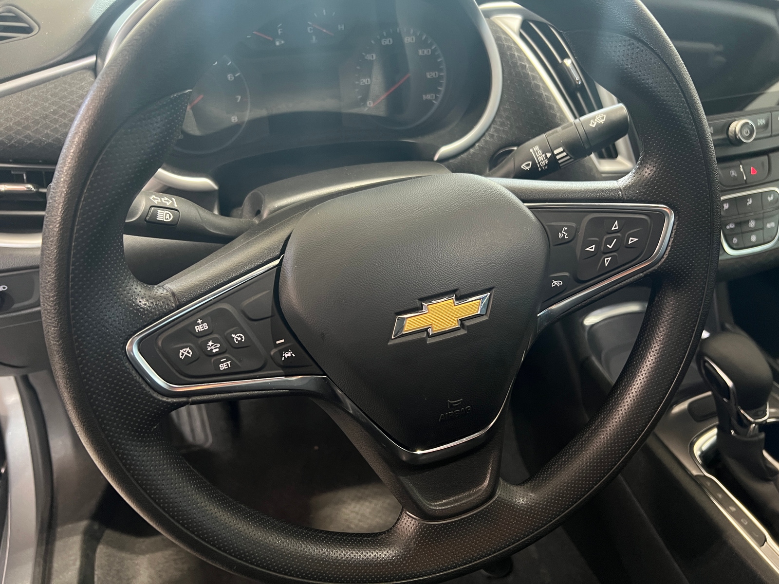 Thumbnail: 2023 Chevrolet Malibu - 5