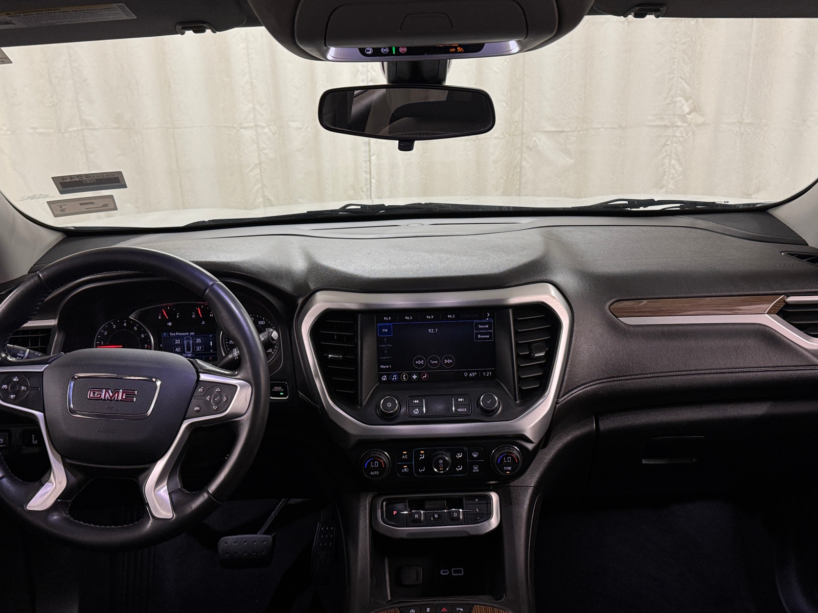 Thumbnail: 2020 GMC Acadia - 3