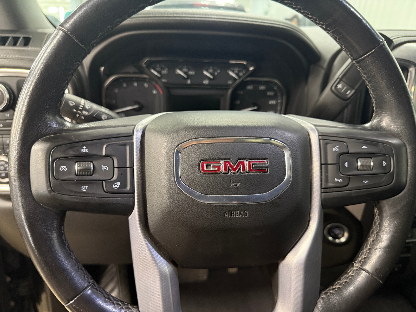 Thumbnail: 2021 GMC Sierra 2500 - 5