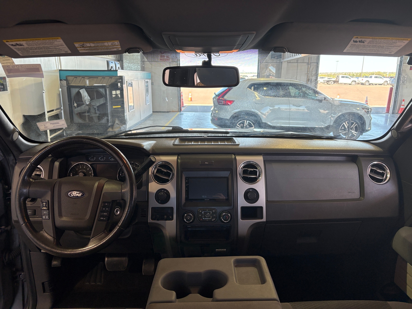 Thumbnail: 2013 Ford Econoline - 3