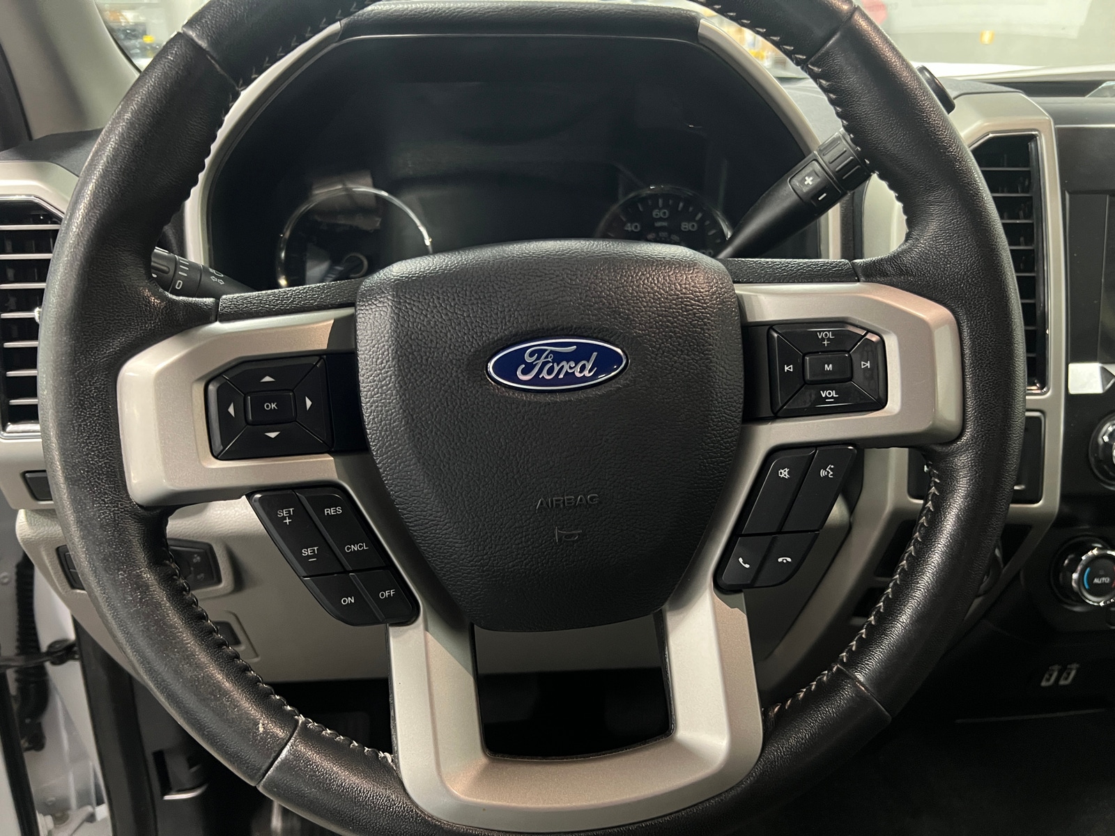 Thumbnail: 2019 Ford Econoline - 4