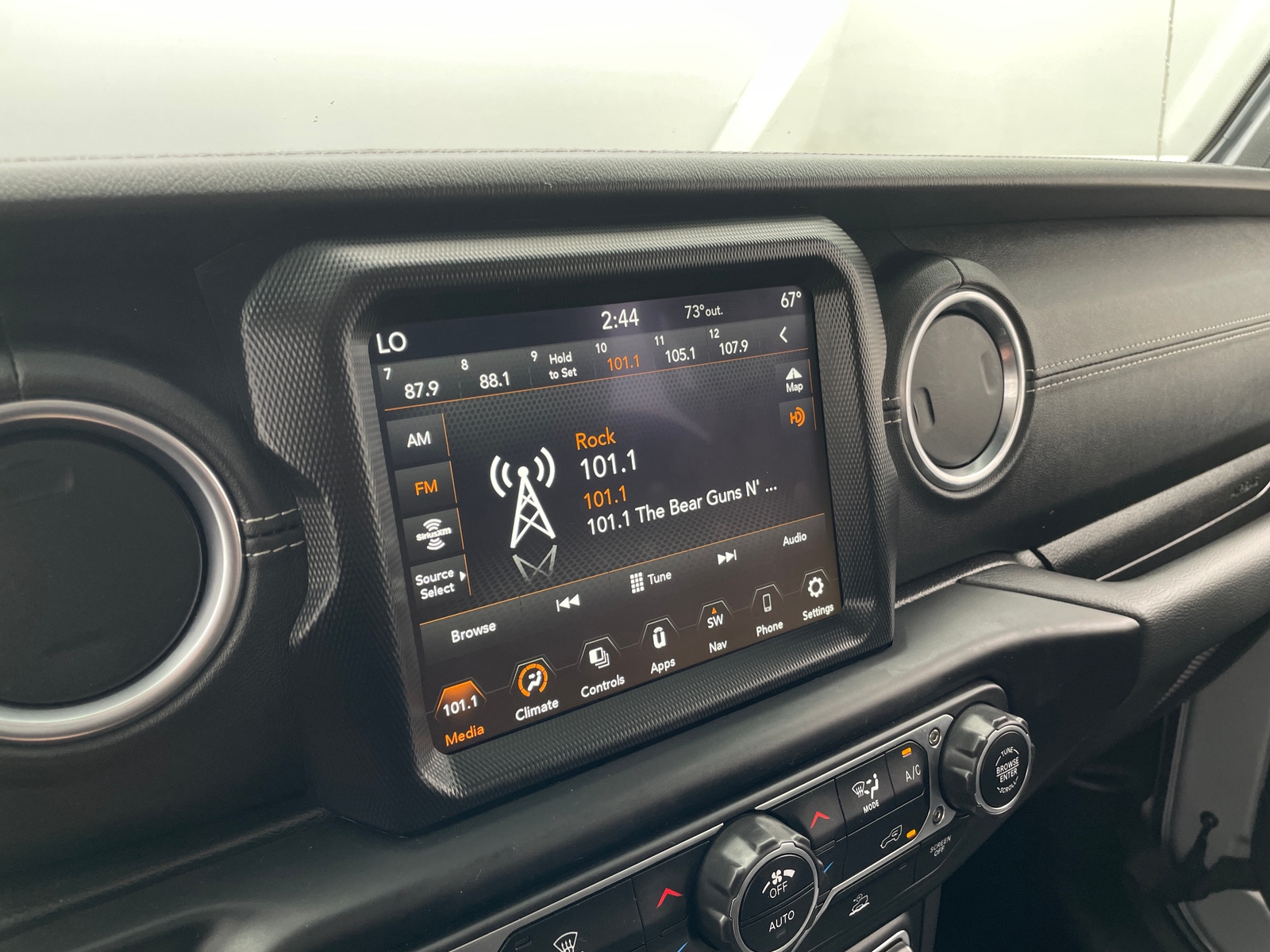 Thumbnail: 2023 Jeep Wrangler - 3