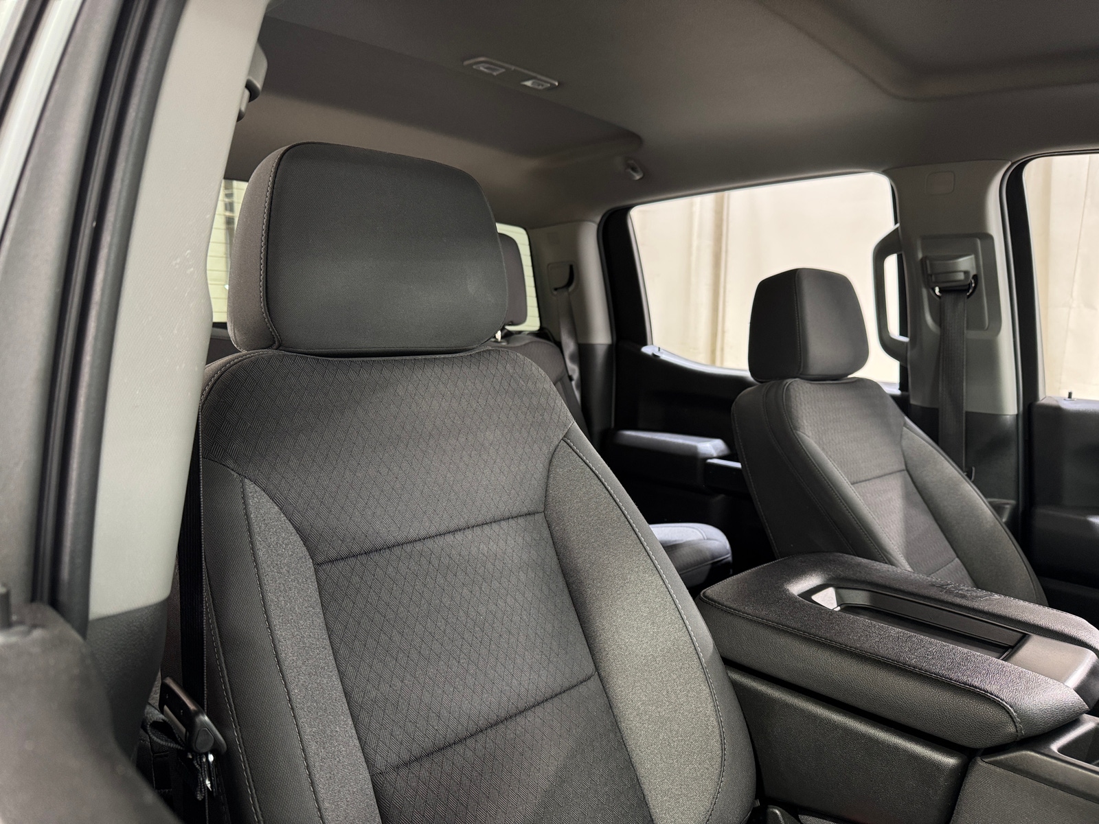 Thumbnail: 2022 Chevrolet Silverado 1500 - 2