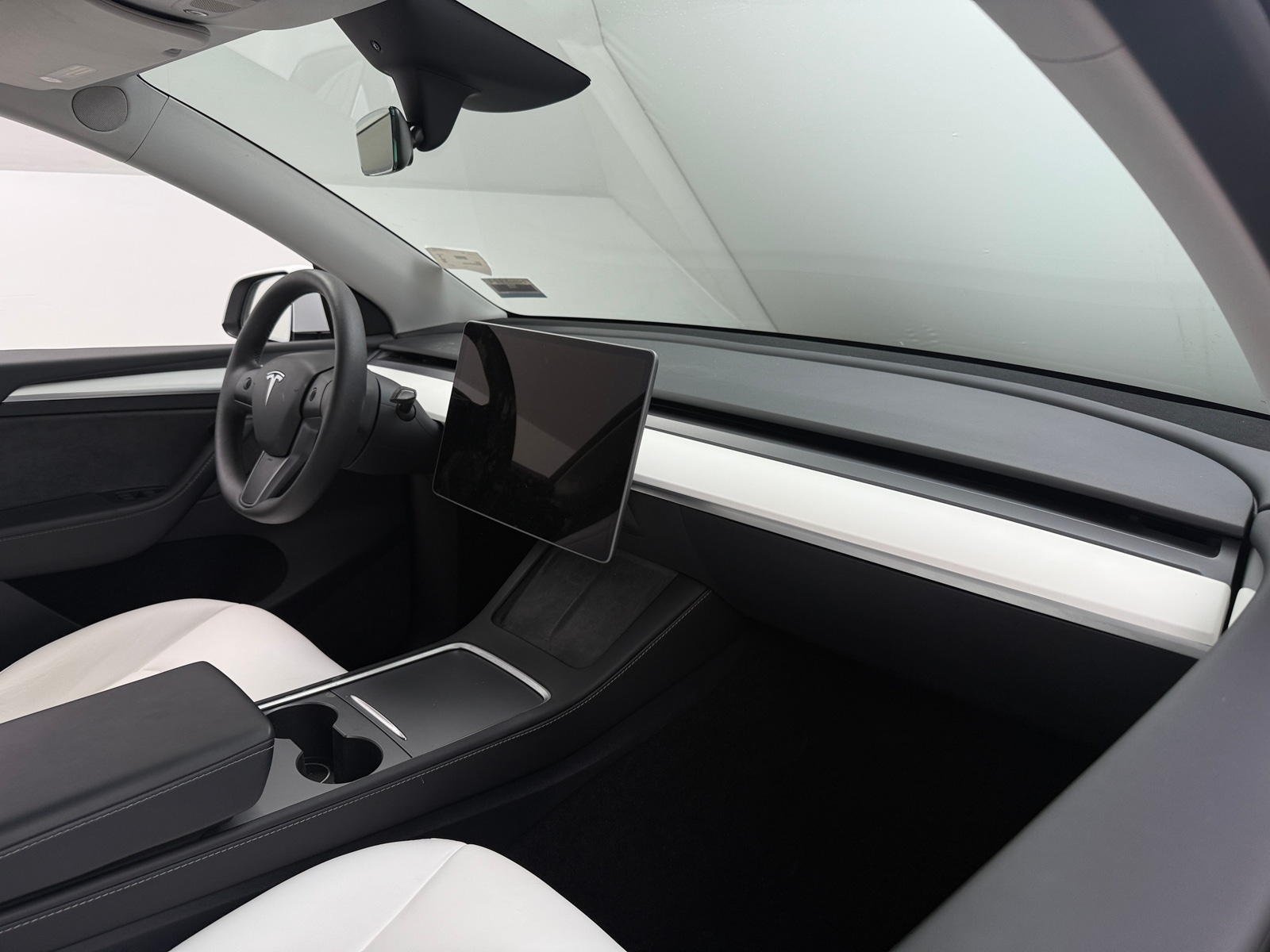 Thumbnail: 2024 Tesla Model Y - 2