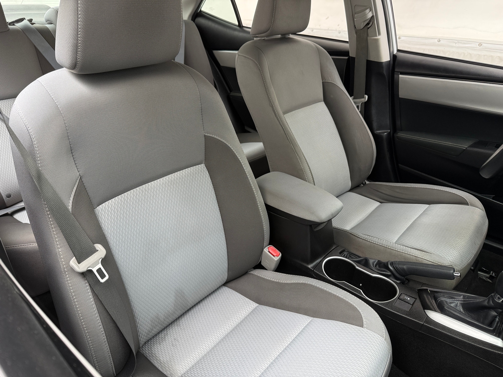 Thumbnail: 2018 Toyota Corolla - 2