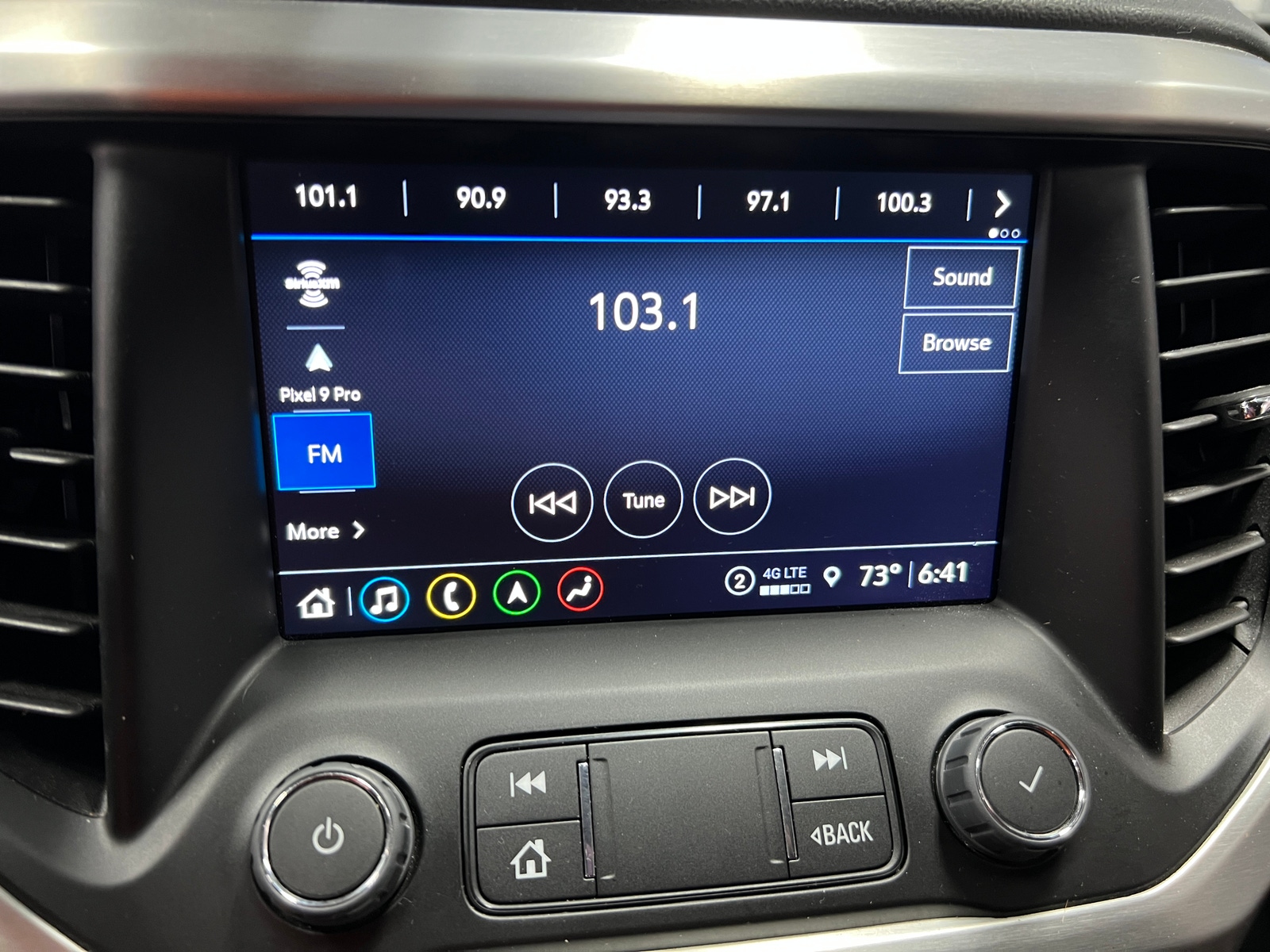 Thumbnail: 2023 GMC Acadia - 3