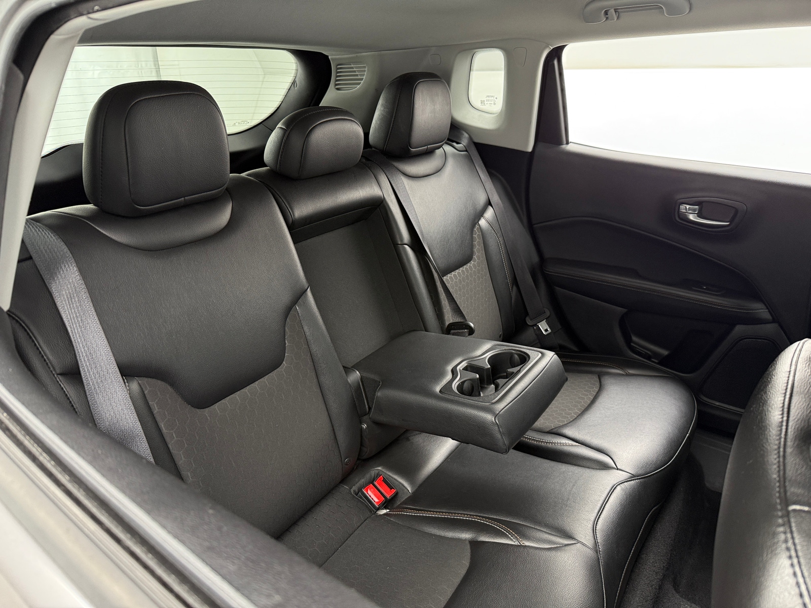 Thumbnail: 2018 Jeep Compass - 6