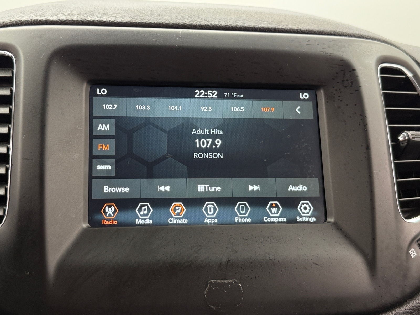 Thumbnail: 2018 Jeep Compass - 4