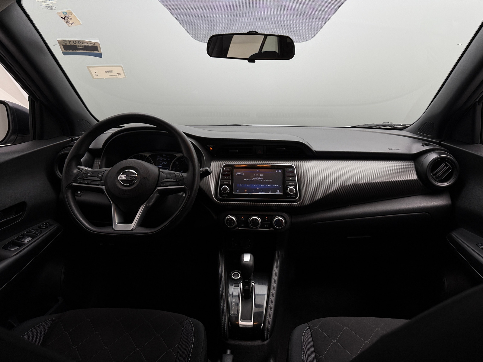 Thumbnail: 2018 Nissan Kicks - 3