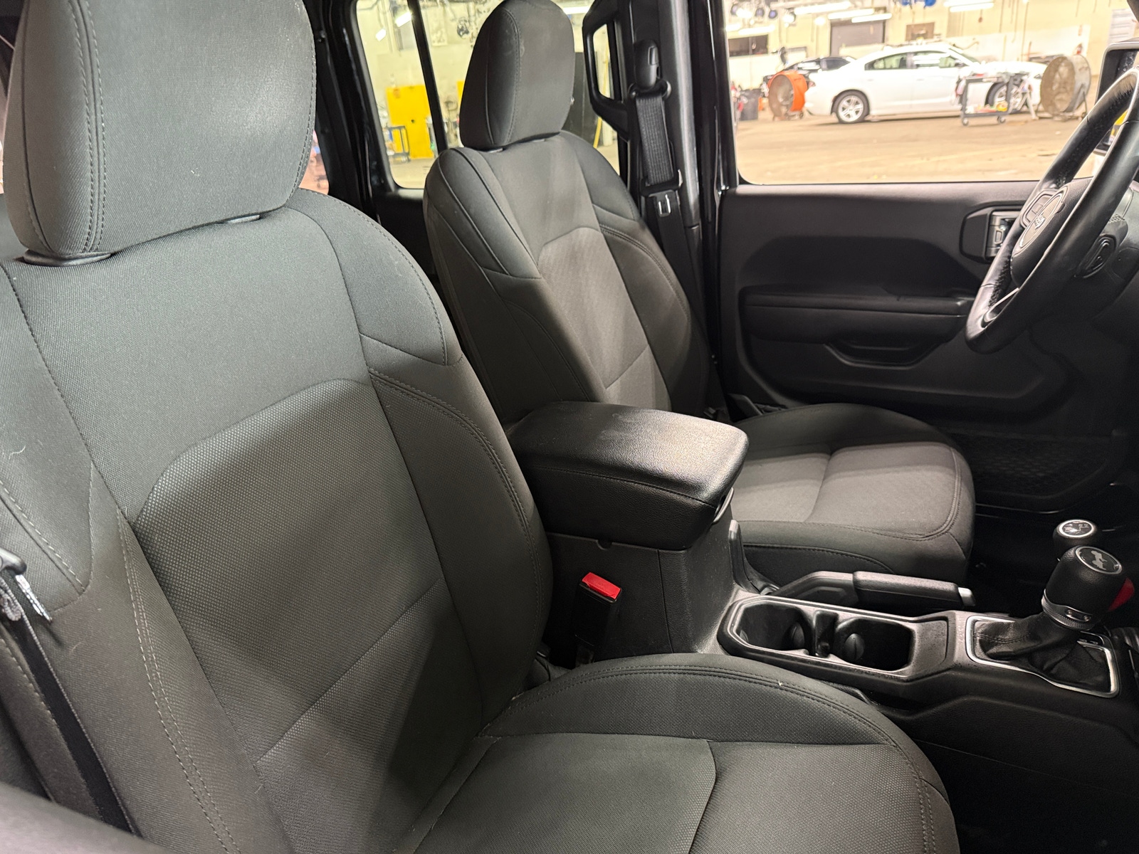 Thumbnail: 2022 Jeep Wrangler - 2