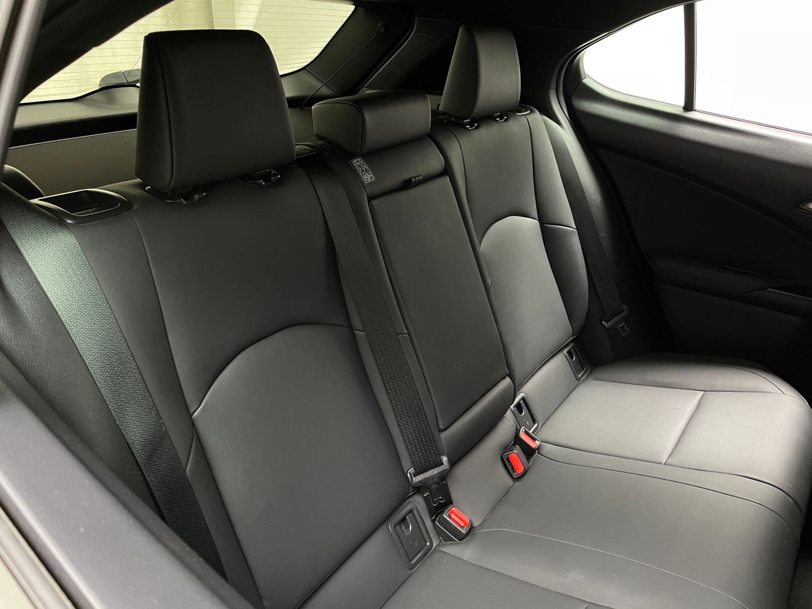 Thumbnail: 2021 Lexus UX - 5