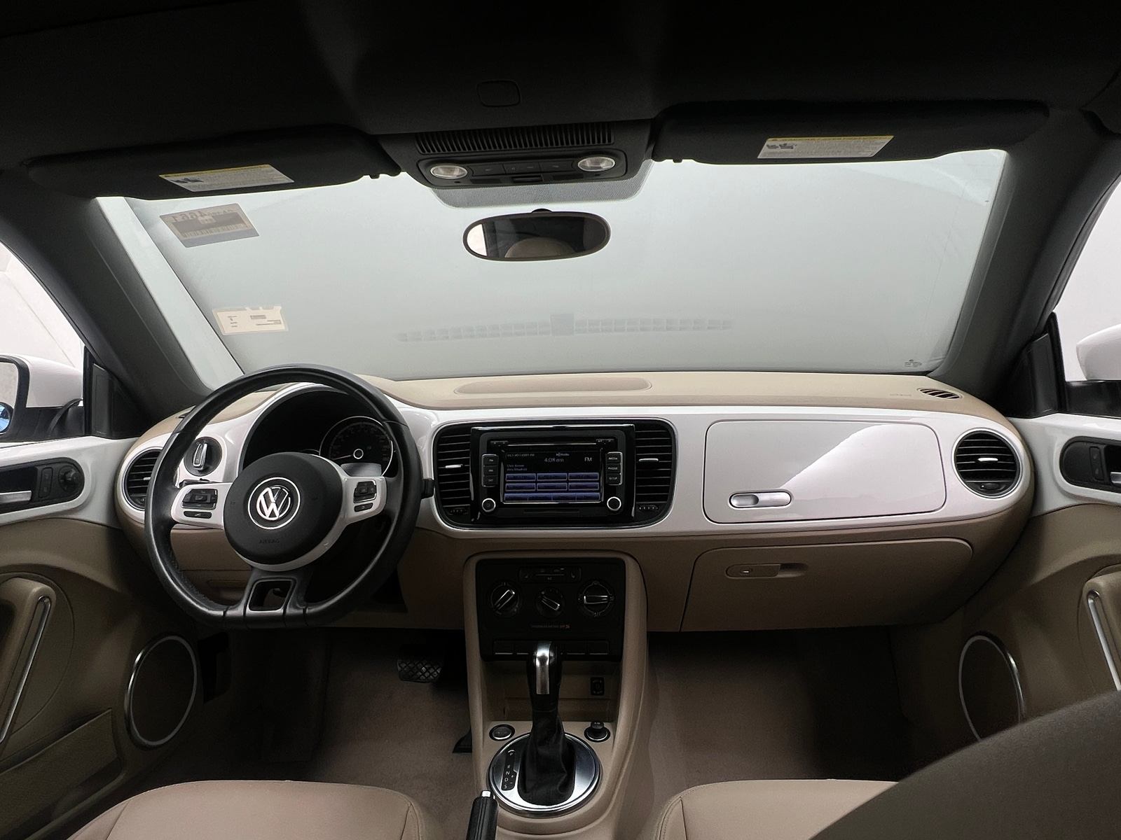 Thumbnail: 2013 Volkswagen Beetle - 3