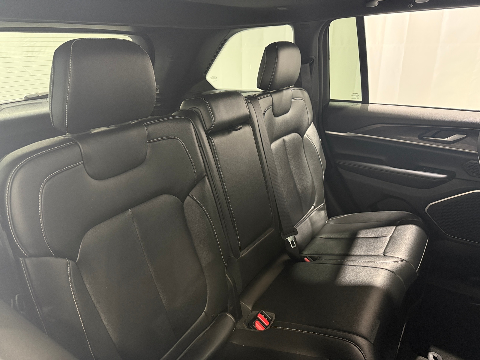 Thumbnail: 2024 Jeep Grand Cherokee - 5
