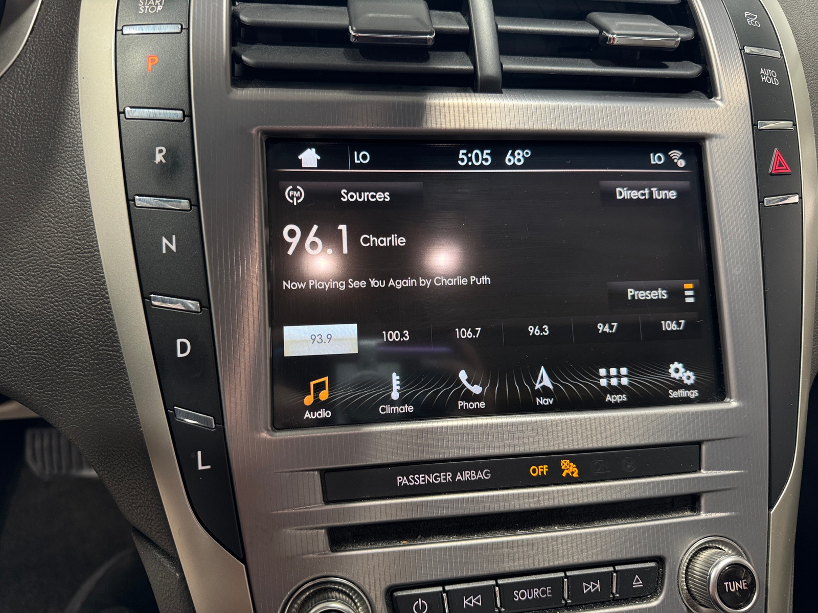 Thumbnail: 2018 Lincoln MKZ - 3