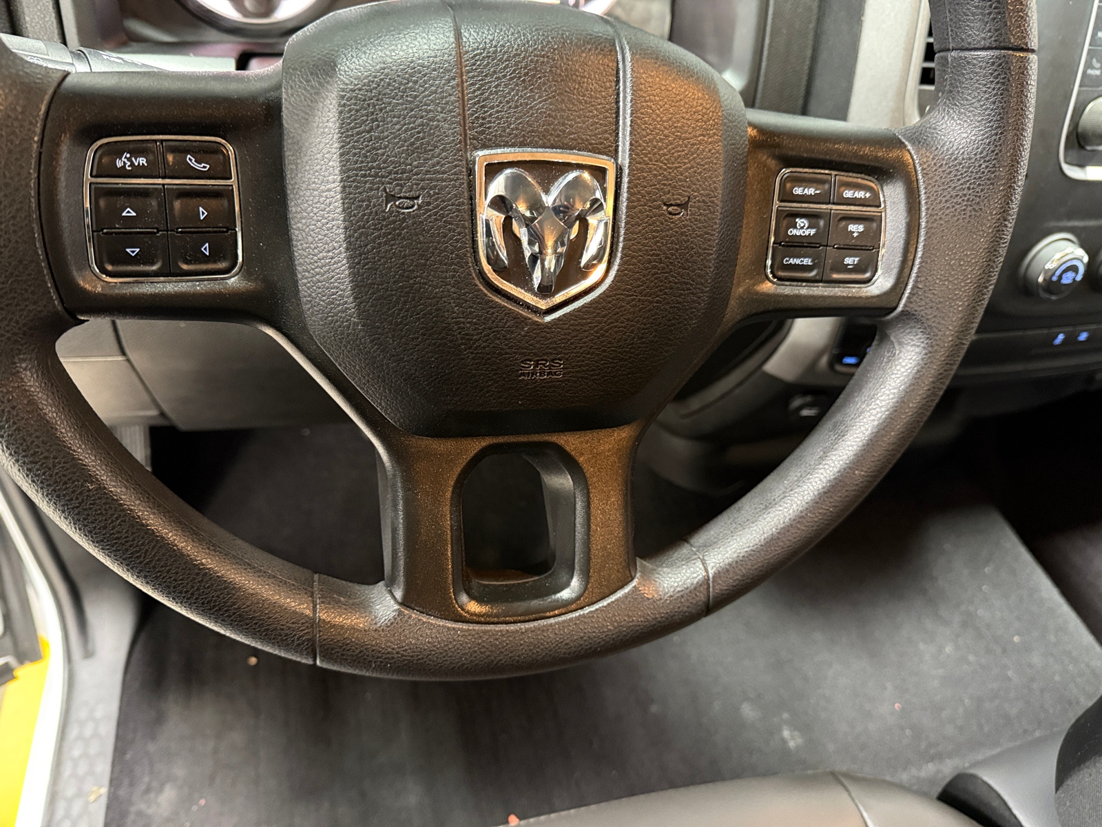 Thumbnail: 2023 RAM 1500 Classic - 4