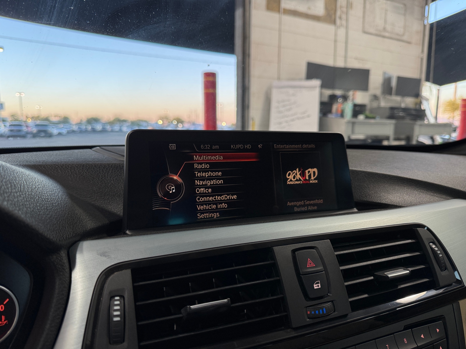 Thumbnail: 2015 BMW 4 Series - 3