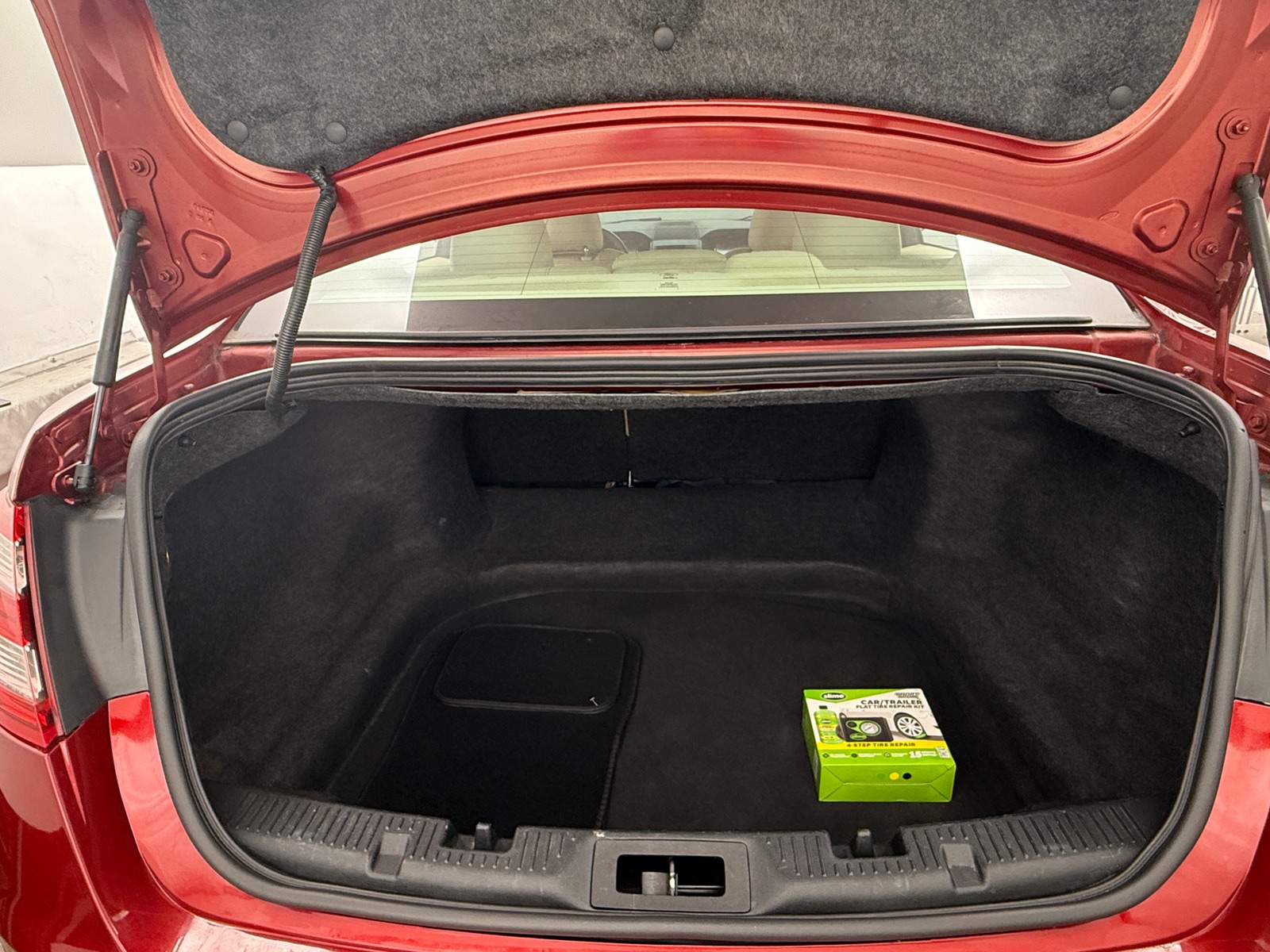 Thumbnail: 2015 Ford Taurus - 7