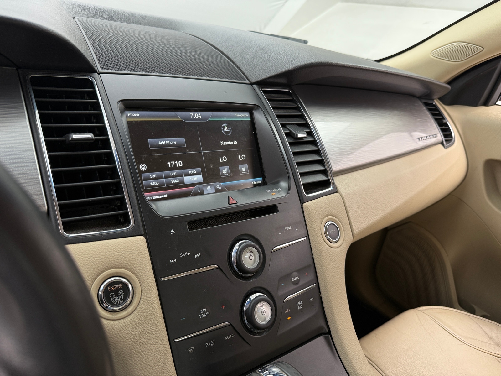 Thumbnail: 2015 Ford Taurus - 4