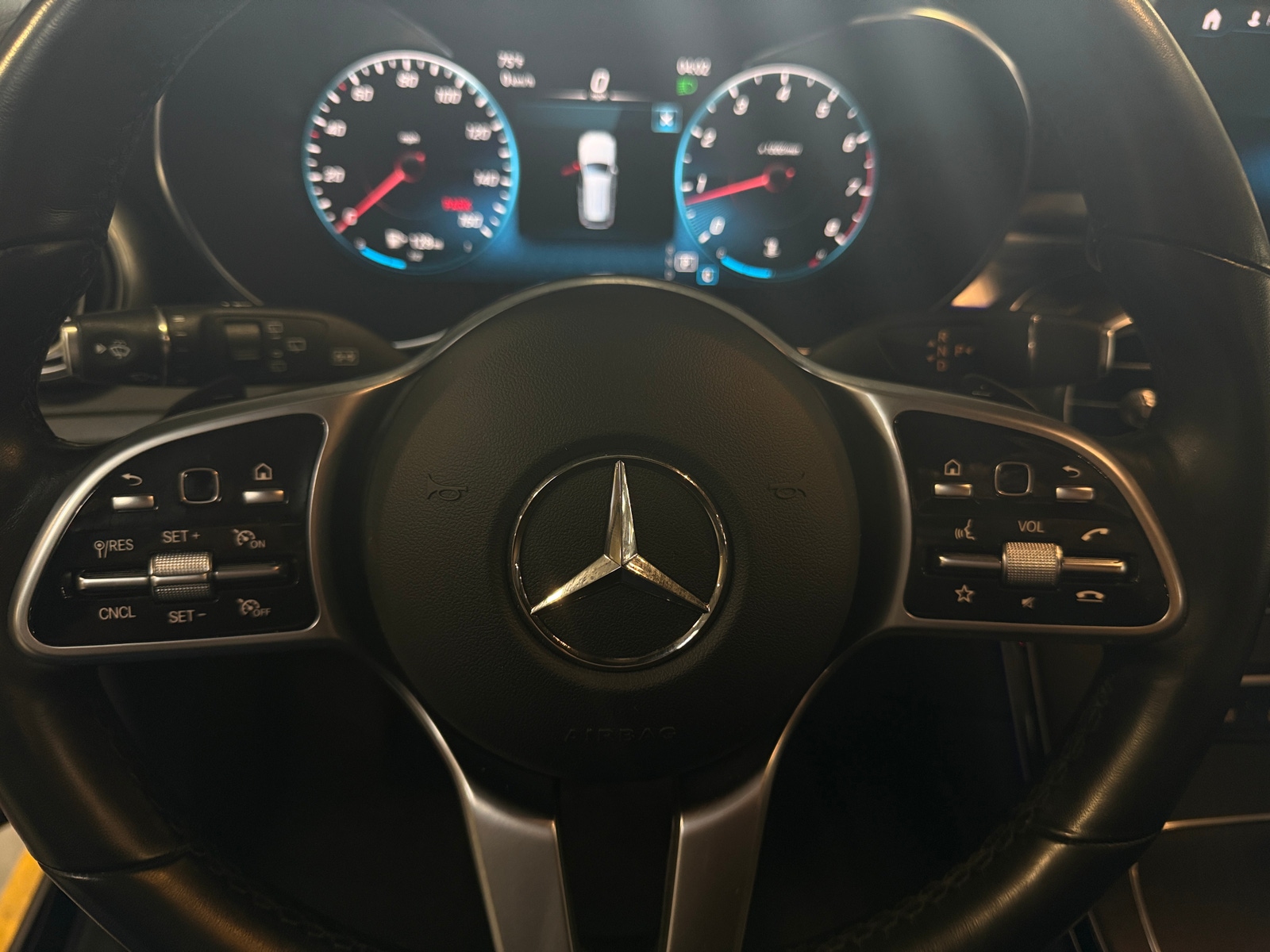 Thumbnail: 2022 Mercedes-Benz GLC - 4