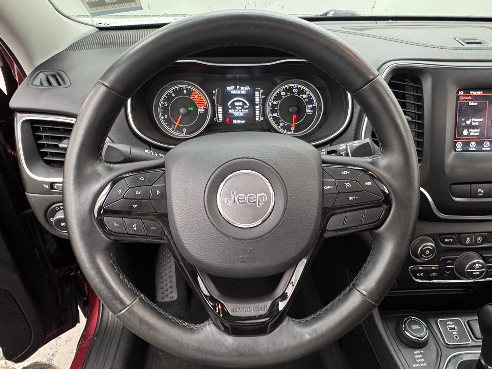 Thumbnail: 2019 Jeep Cherokee - 5