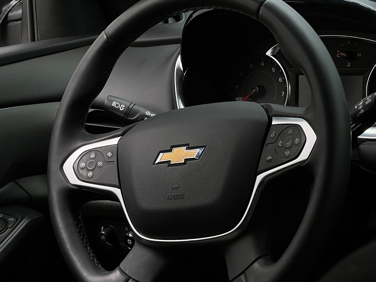 Thumbnail: 2023 Chevrolet Traverse - 5