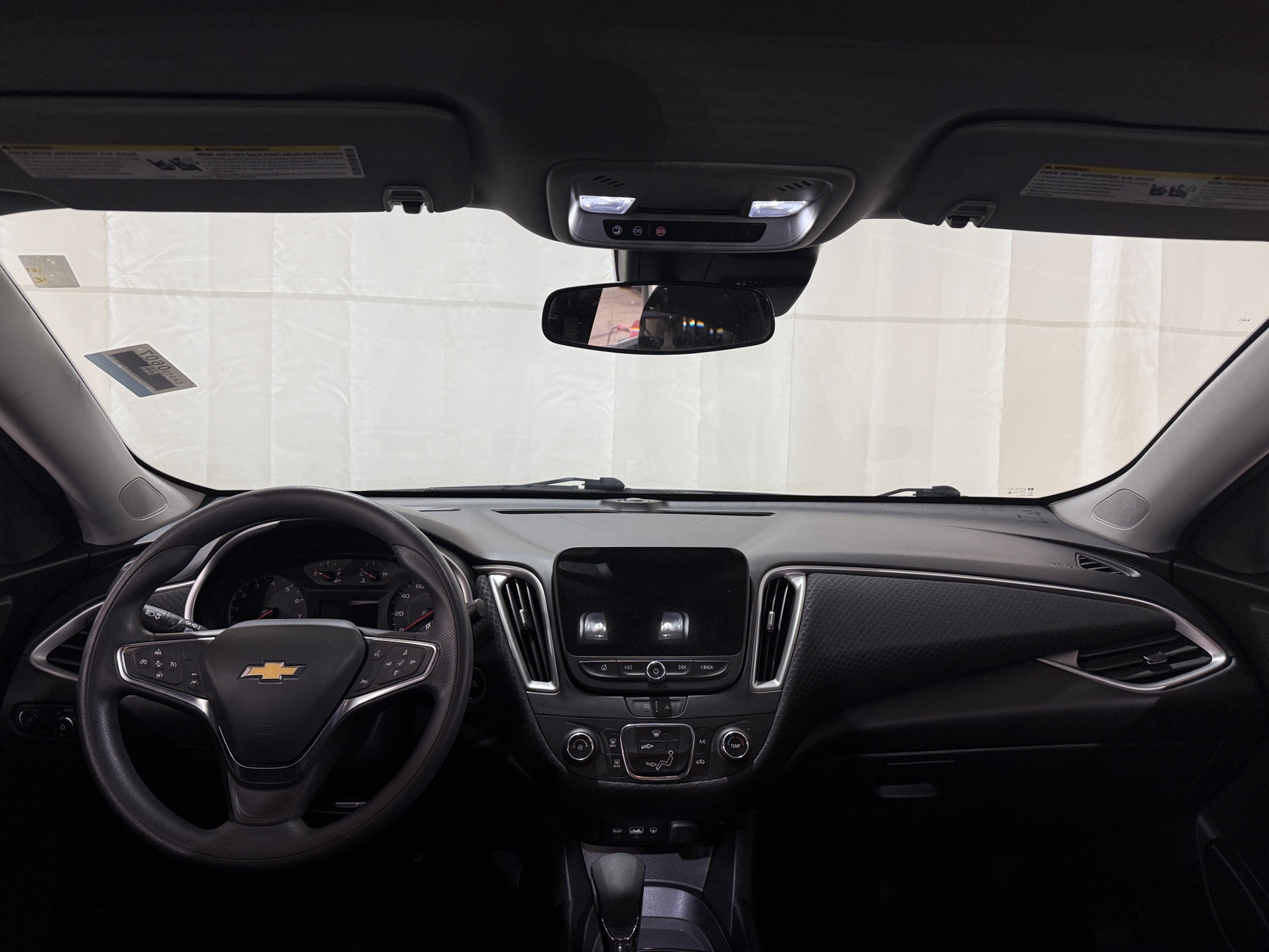 Thumbnail: 2024 Chevrolet Malibu - 3
